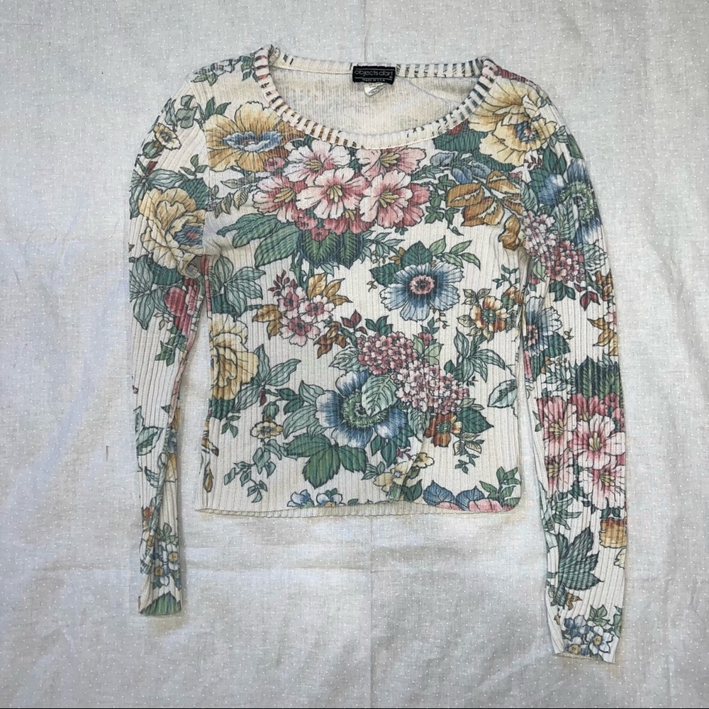 Objects d’art ribbed long sleeve crop top. Size small.